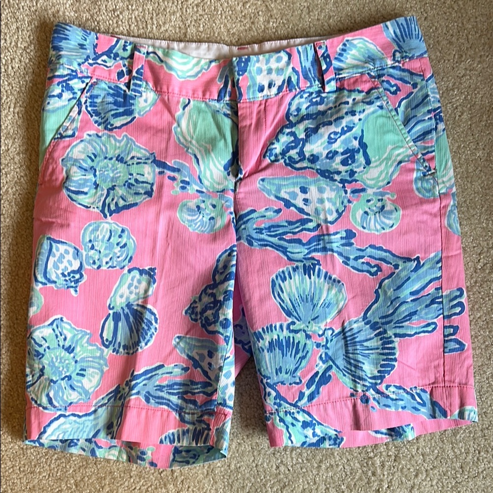 Lilly Pulitzer Women's Pink and Blue Shorts